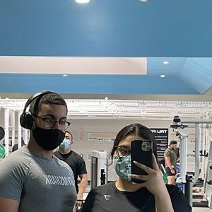 Meet your Posher, Emmanuel